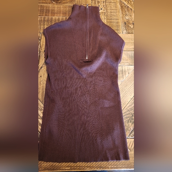 GALLERY COUTURE Designer Zip Front Sleeveless Brown Top Size Small - Picture 9 of 9